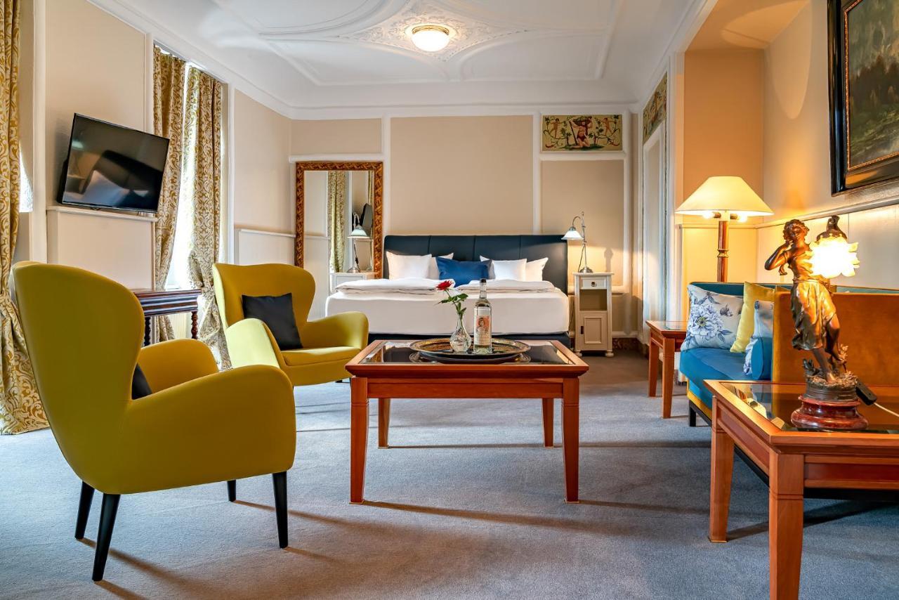 Romantik Jugendstilhotel Bellevue Трабен-Трарбах Екстер'єр фото